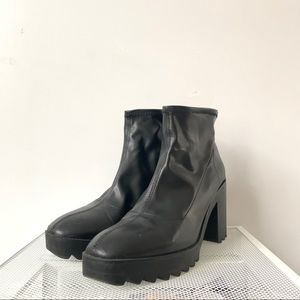 Zara Chunky Chelsea Boots Size 9 W